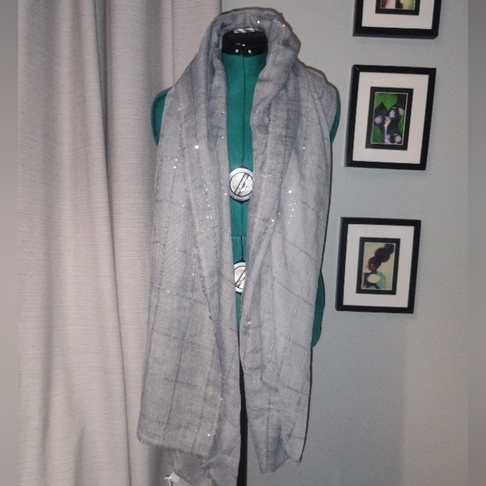 Tilo Twilight Gray Sparkle Lightweight Scarf with Fringe Trim NWT - Picture 5 of 8